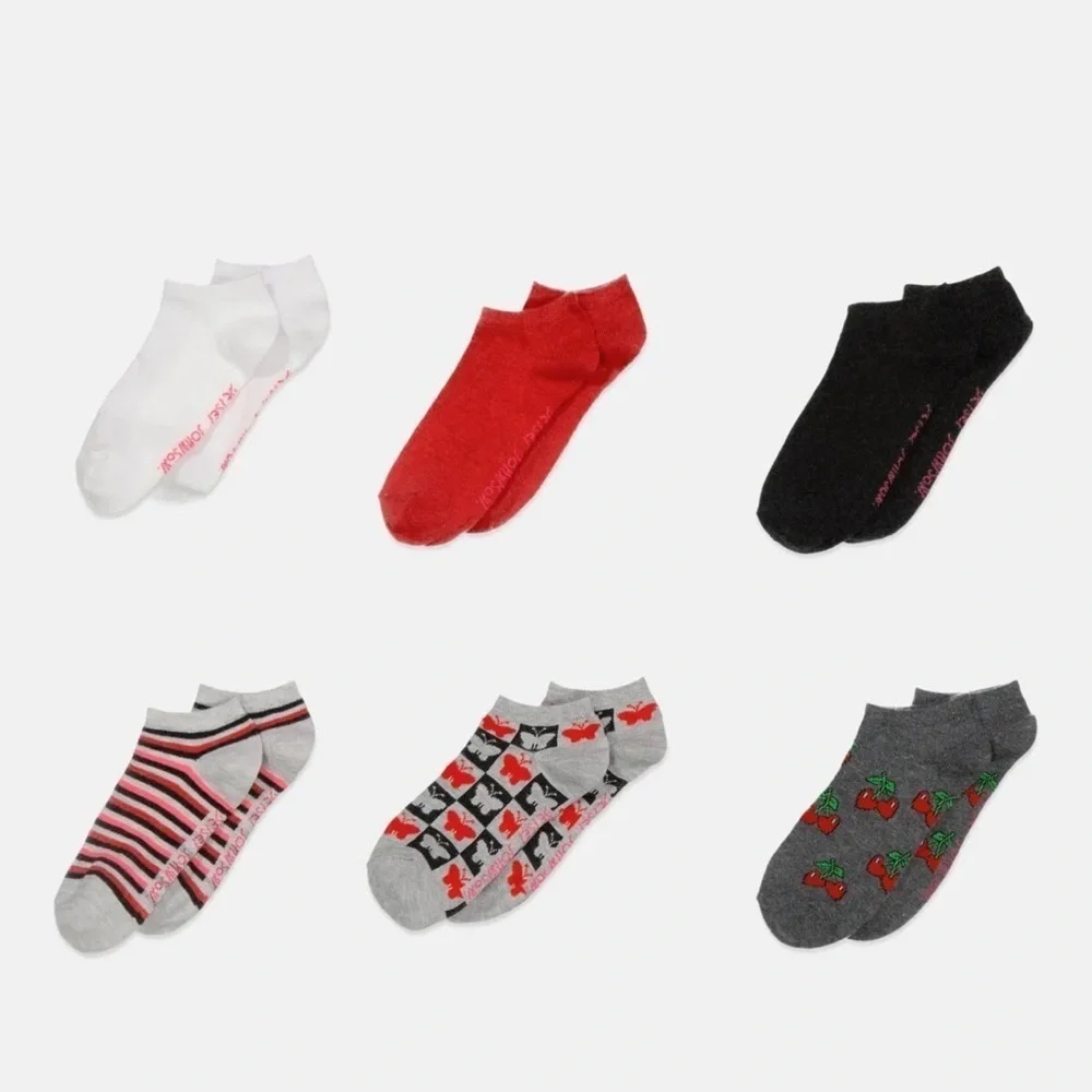 NWT Betsey Johnson Low Cut Black & Red Print Socks Pack of Six